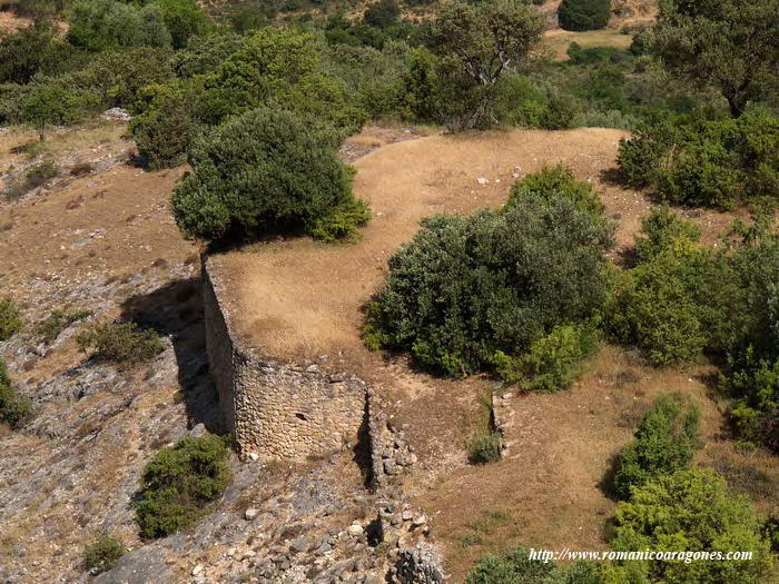 ESTRUCTURA A PONIENTE DEL RECINTO. PROBABLE TEMPLO